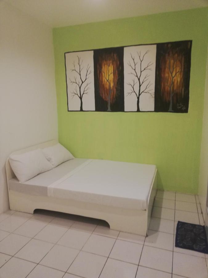 Dormitels.Ph Ermita Hostel Manila Kültér fotó